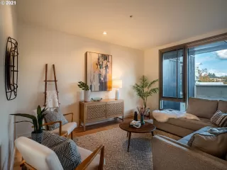 Photo #5: 21537945 Listing 