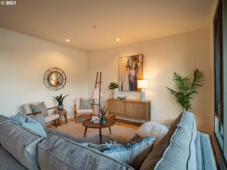 Photo #6: 21537945 Listing 