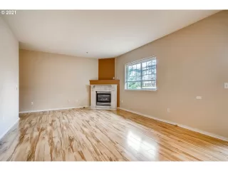 Photo #2: 21539985 Listing