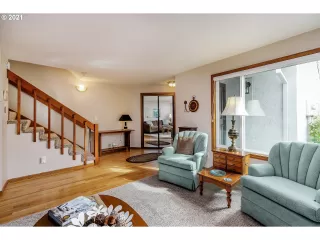 Photo #2: 21540177 Listing