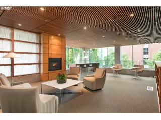 Photo #1: 21540421 Listing