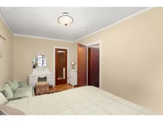 Photo #6: 21541448 Listing 