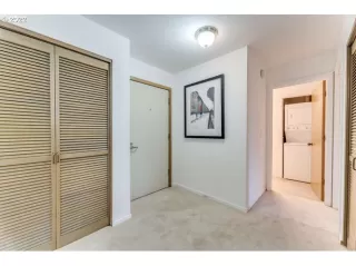 Photo #3: 21542282 Listing