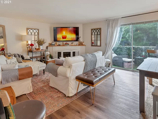 MLS: 21542360 Condo For Sale