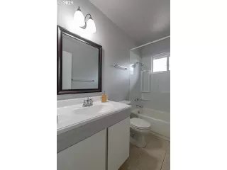 Photo #2: 21542409 Listing