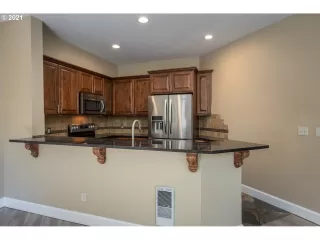 Photo #2: 21542414 Listing