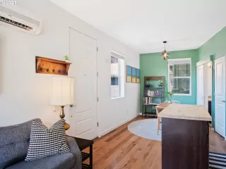 Photo #3: 21542613 Listing 