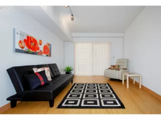 Photo #6: 21542722 Listing