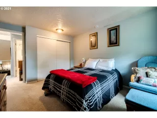 Photo #6: 21543485 Listing 