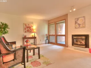 Photo #2: 21544397 Listing 