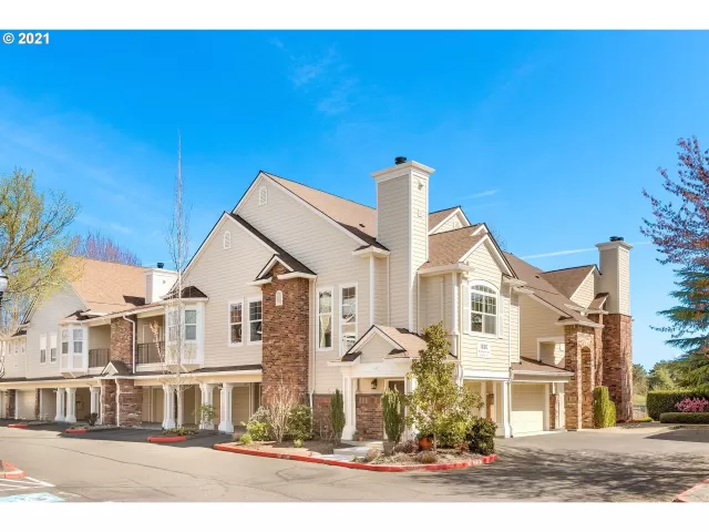 MLS: 21544748 Condo For Sale