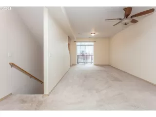 Photo #5: 21545060 Listing