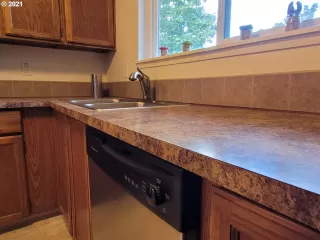 Photo #5: 21545507 Listing 