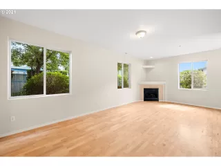 Photo #3: 21546041 Listing