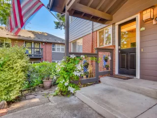 Photo #2: 21546305 Listing