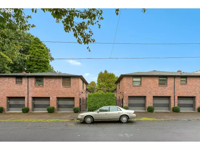 MLS: 21546812 Condo For Sale