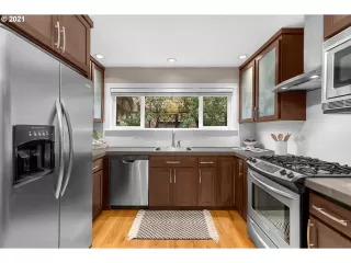 Photo #2: 21546812 Listing