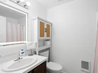 Photo #2: 215470320 Listing 