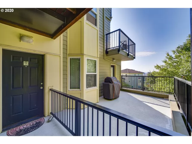 MLS: 21548202 Condo For Sale