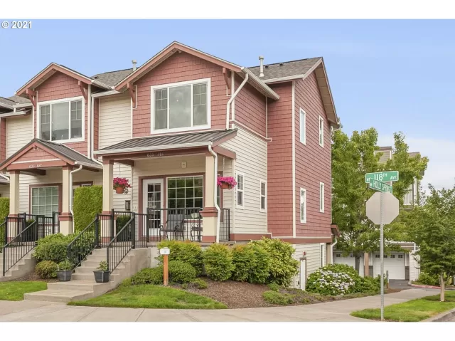 MLS: 21548207 Condo For Sale