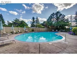 Photo #6: 21548700 Listing