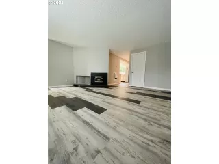 Photo #1: 21548895 Listing