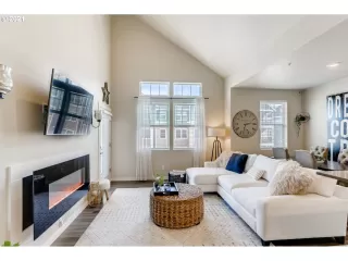 Photo #2: 21549069 Listing 