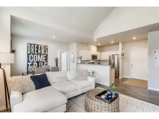 Photo #3: 21549069 Listing 