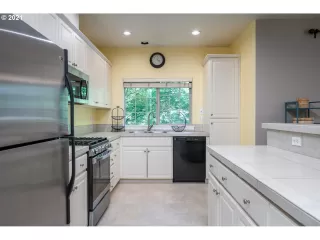 Photo #3: 21549244 Listing 