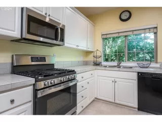 Photo #4: 21549244 Listing 