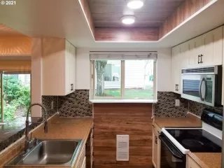 Photo #3: 21550126 Listing