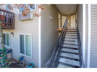 Photo #1: 21550444 Listing