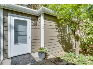 Photo #1: 21550658 Listing