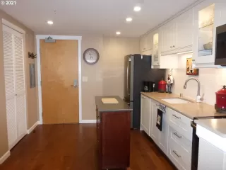 Photo #2: 21550958 Listing