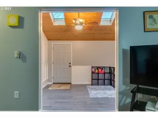 Photo #6: 21552154 Listing 