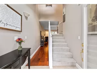 Photo #2: 21552283 Listing 