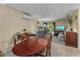 Photo #5: 21552471 Listing 