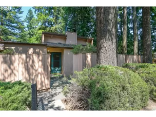 Photo #2: 21552538 Listing