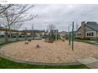 Photo #4: 21552909 Listing