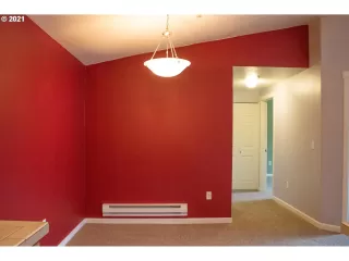 Photo #6: 21553965 Listing