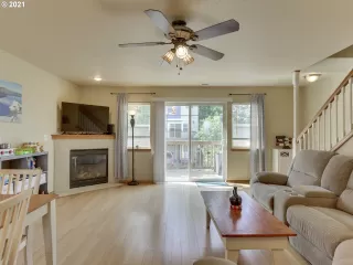 Photo #2: 21554191 Listing 