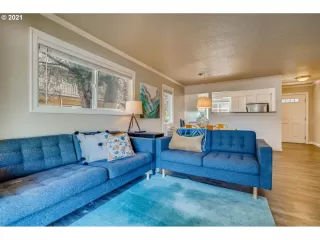 Photo #3: 21554546 Listing