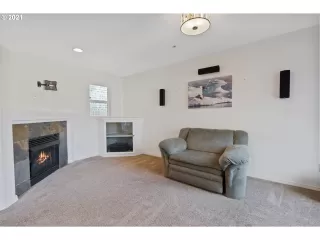 Photo #2: 21554884 Listing