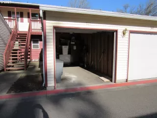 Photo #1: 21556445 Listing