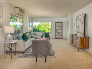 Photo #6: 21556511 Listing