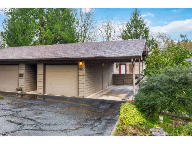 MLS: 21559193 Condo For Sale