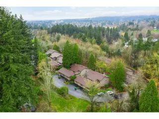 Photo #2: 21559193 Listing