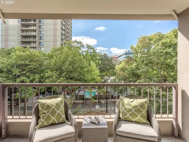 MLS: 21559546 Condo For Sale