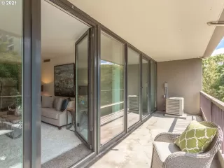 Photo #3: 21559546 Listing 