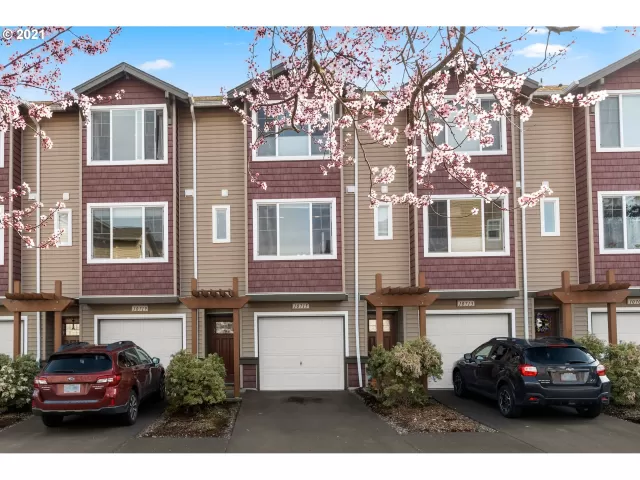 MLS: 21560062 Condo For Sale